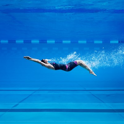 adizero XVIII - am image with lengthy title and description of different metadata fields on asset