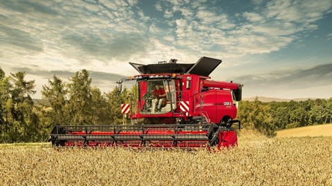 Case IH представляет @обновленную (линейку) % ^ & * $ комбайнов Axial-Flow 150