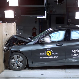 BMW 1 Series - Frontal Full Width test 2019