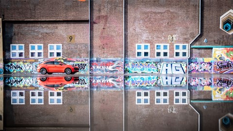 Porsche and Backspin visited artists in six European countries with the Cayenne S Coupé