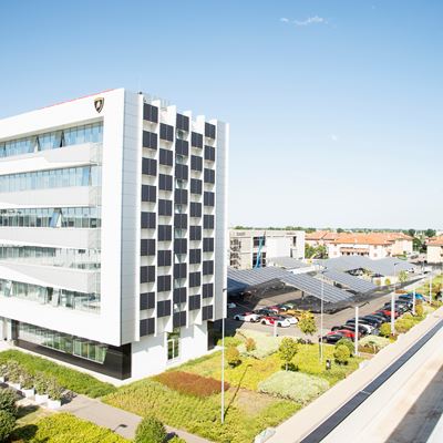 01.-Automobili-Lamborghini-Solar-Panels